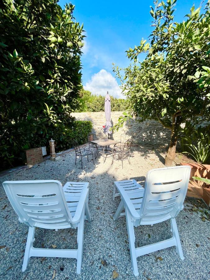 Апартаменты Il Giardino Di Athena 1 Пестум Экстерьер фото