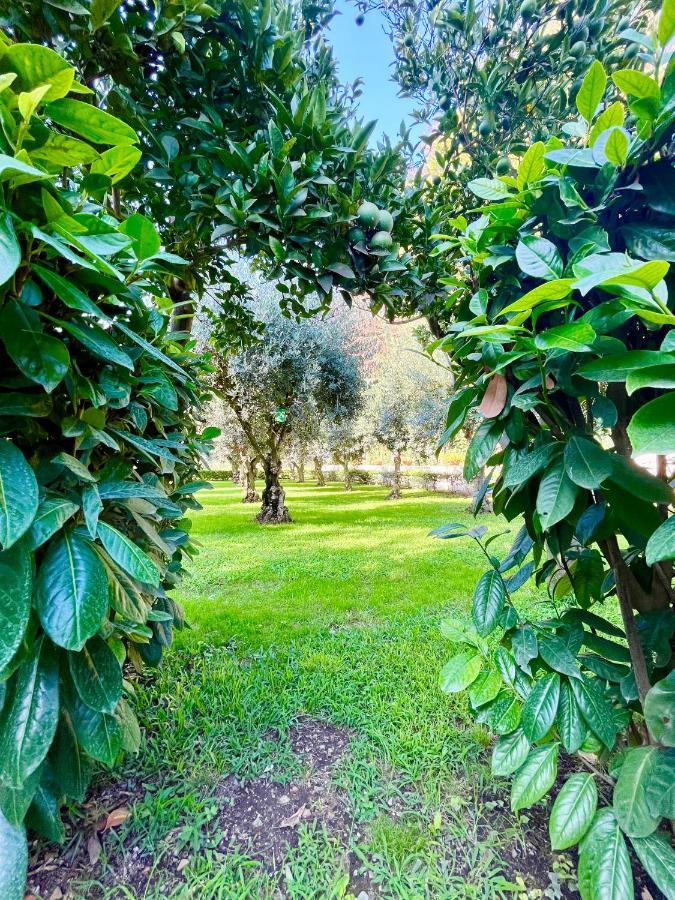 Апартаменты Il Giardino Di Athena 1 Пестум Экстерьер фото
