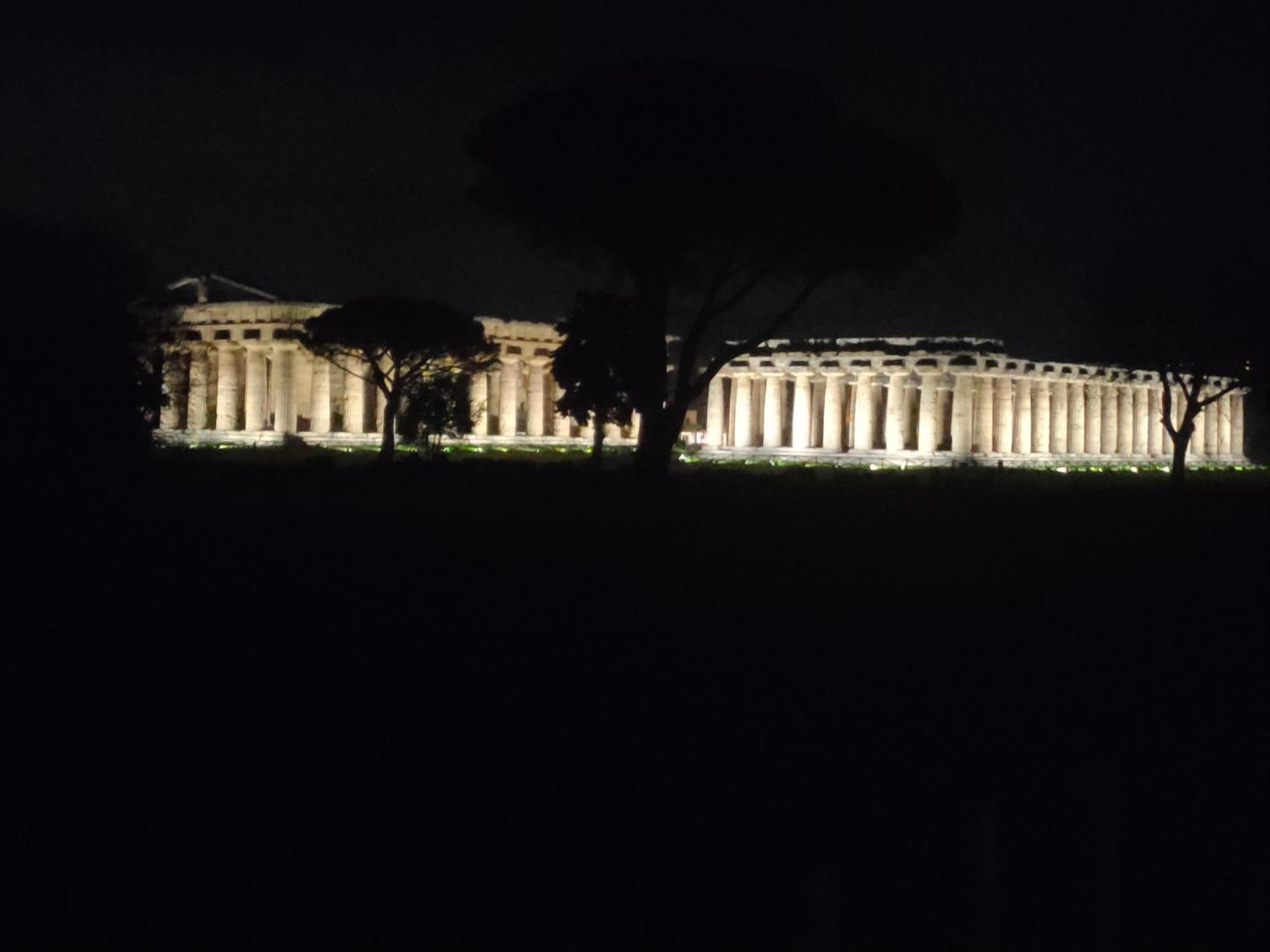 Апартаменты Il Giardino Di Athena 1 Пестум Экстерьер фото